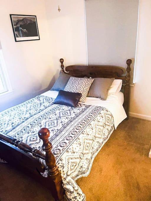 Entire Private 2 Bedrooms House, Nice Neighborhood Arnold Eksteriør bilde